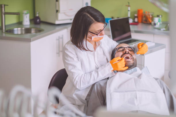 Best Weekend Emergency Dentist in Seis Lagos, TX